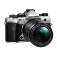 OM System OM-5 II M.Zuiko Digital 14-150mm II PRO Lens Kit stříbrný