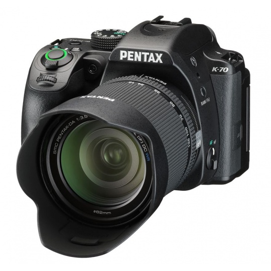 Pentax K-70 + DA 18-135mm WR černý + Objektiv Pentax 35/2,4