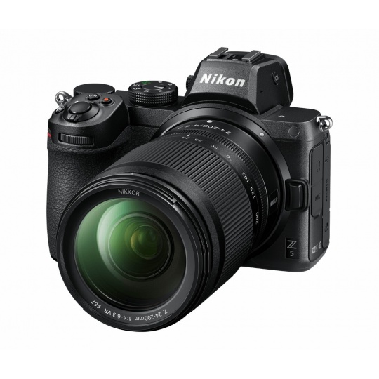 Nikon Z5 + 24-200 f/4-6.3 VR, nákupní bonus 1000 Kč
