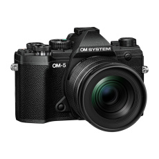 OM System OM-5 M.Zuiko Digital 12-45mm F4 PRO lens Kit black + Cashback 3750 Kč