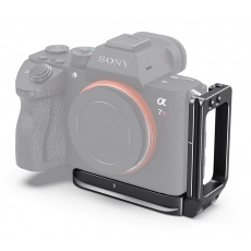SmallRig 2940 L-Bracket For Sony A7III / A7RIII a A9 SmallRig 2940 L-Bracket For Sony A7III / A7RIII a A9