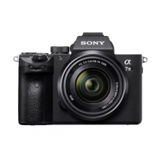 Sony Alpha A7 III + 28-70 (ILCE-7M3K) Sony Alpha A7 III + 28-70 (ILCE-7M3K)